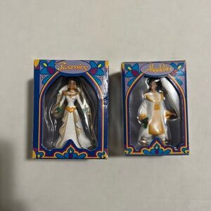 Disney Jasmine and Aladdin Figurines - White and Gold
